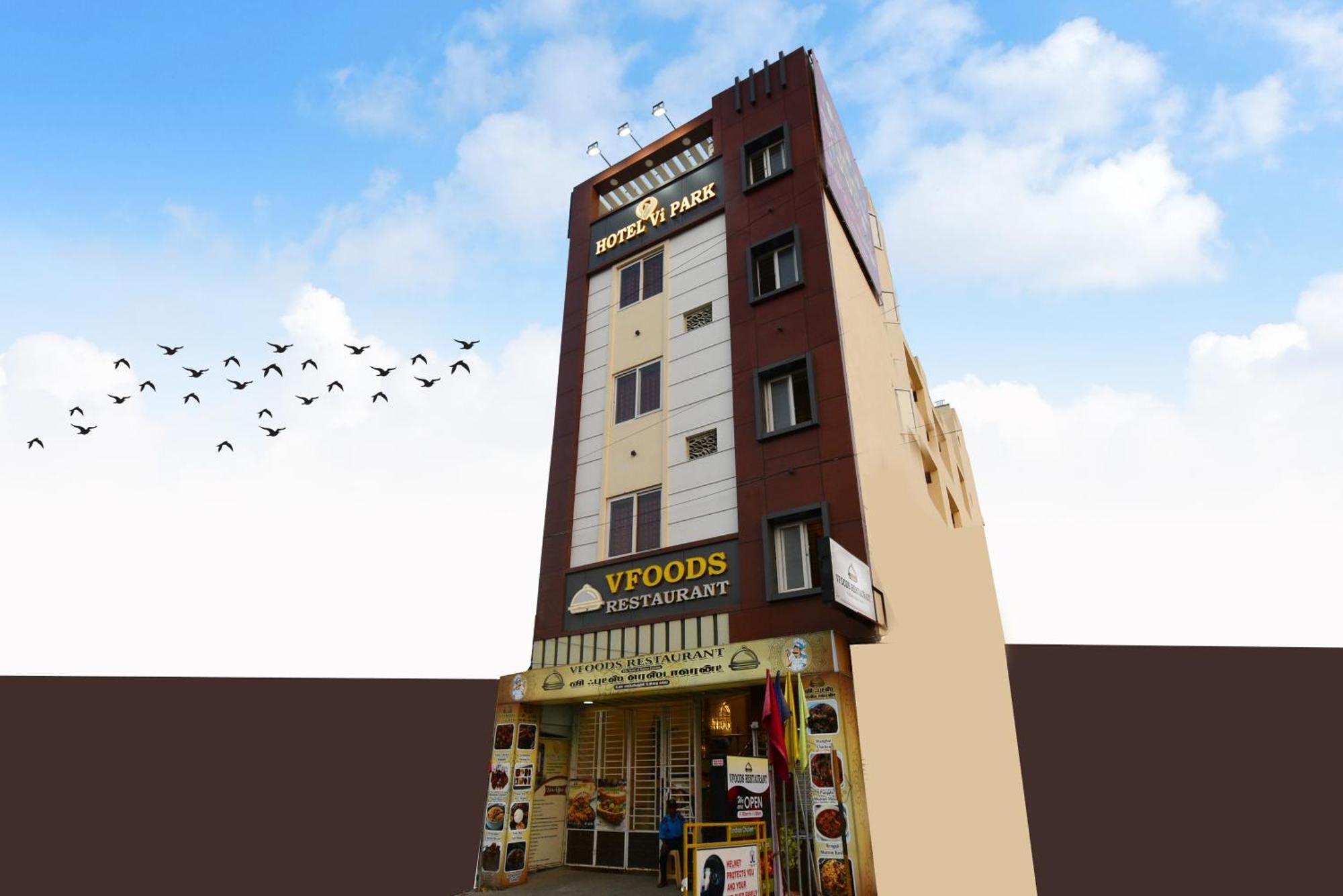 Hotel VI Park - City Centre Пондичерри Экстерьер фото